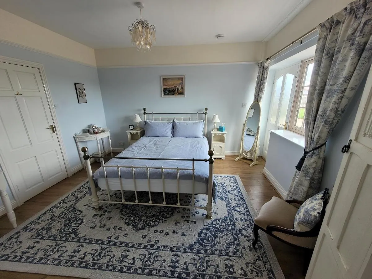 Burton Grange Farmhouse Bed And Breakfast Boroughbridge 4*,
