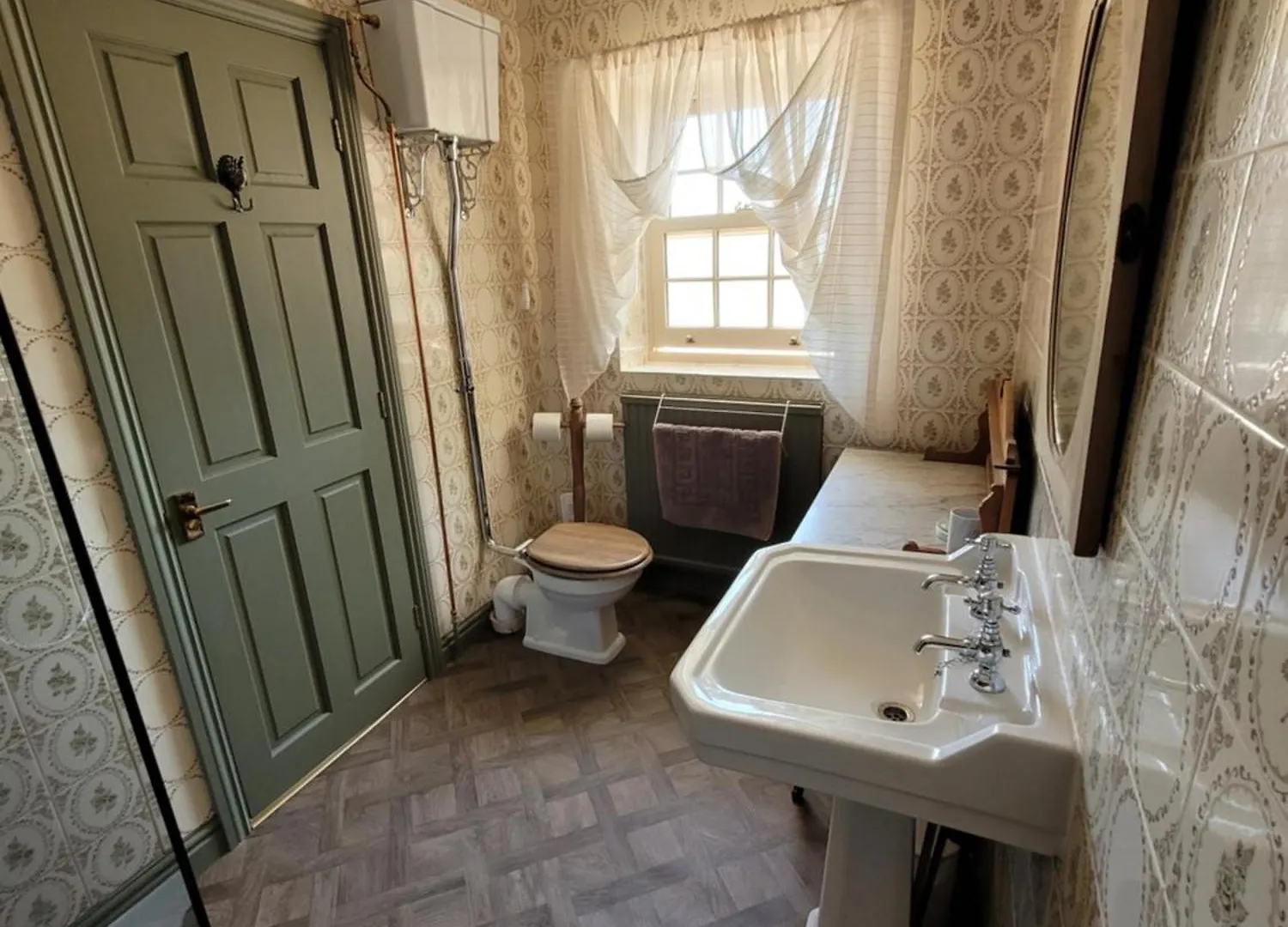 Burton Grange Farmhouse Bed And Breakfast Boroughbridge